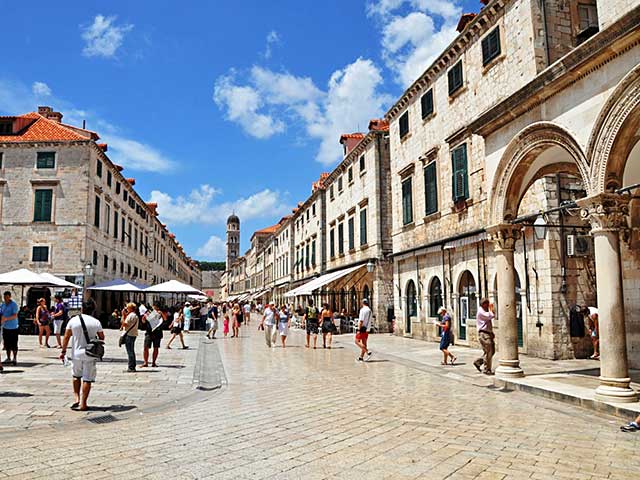 Dubrovnik old town - Croatiia blue cruise