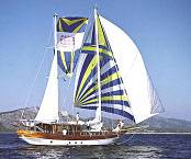 under full sails: MS AYAZ 